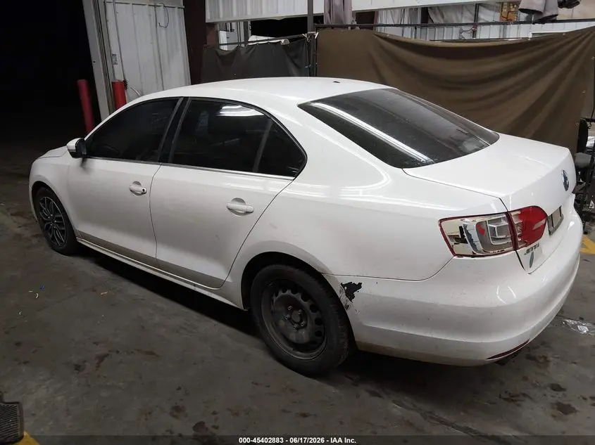 2013 VOLKSWAGEN JETTA 2.5L SE