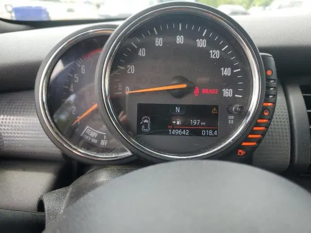 2015 MINI COOPER 
