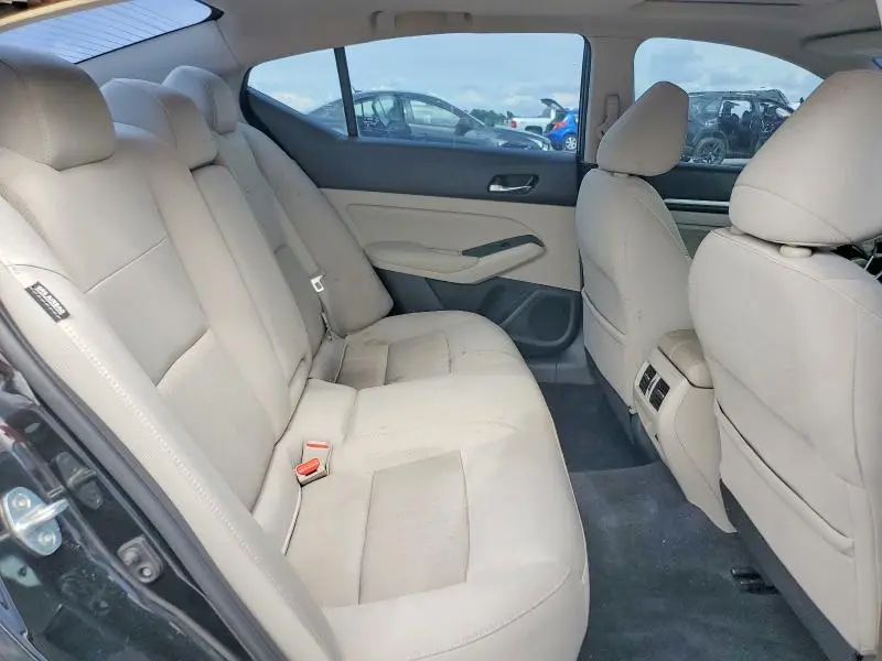 2019 NISSAN ALTIMA SV  