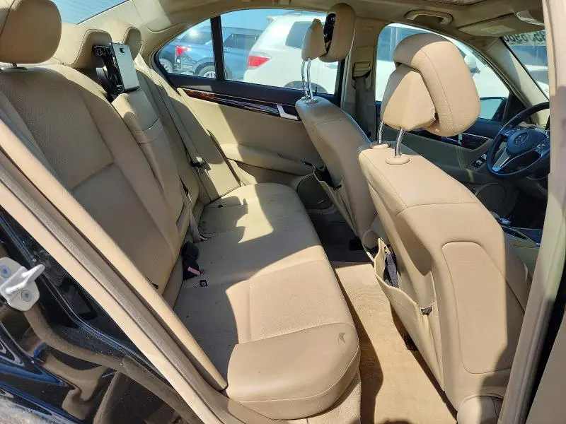 2012 MERCEDES-BENZ C 250  