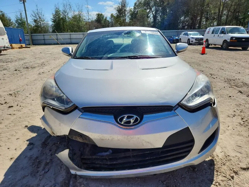 2013 HYUNDAI VELOSTER BASE  