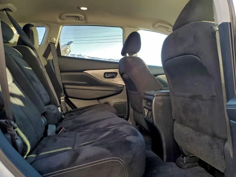 2015 NISSAN MURANO S  