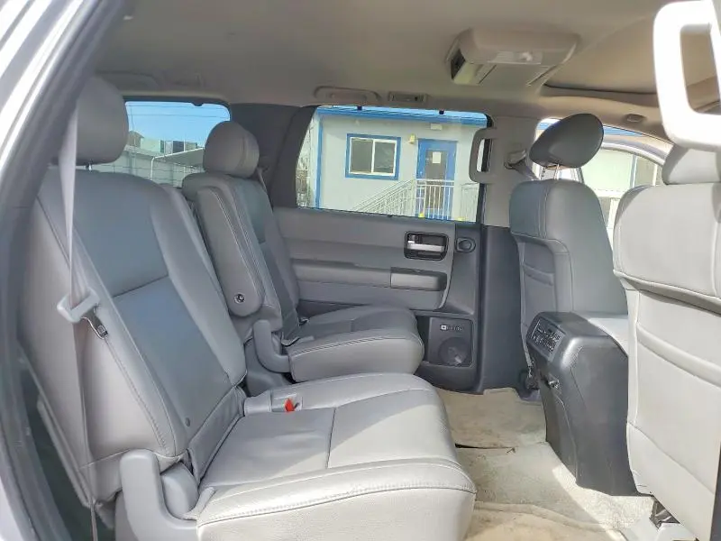 2010 TOYOTA SEQUOIA LIMITED  