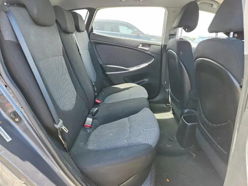 2012 HYUNDAI ACCENT GLS  