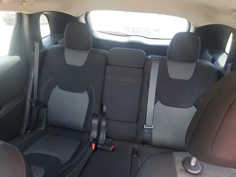 2014 JEEP CHEROKEE SPORT  