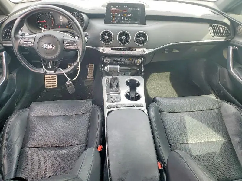 2018 KIA STINGER GT1  