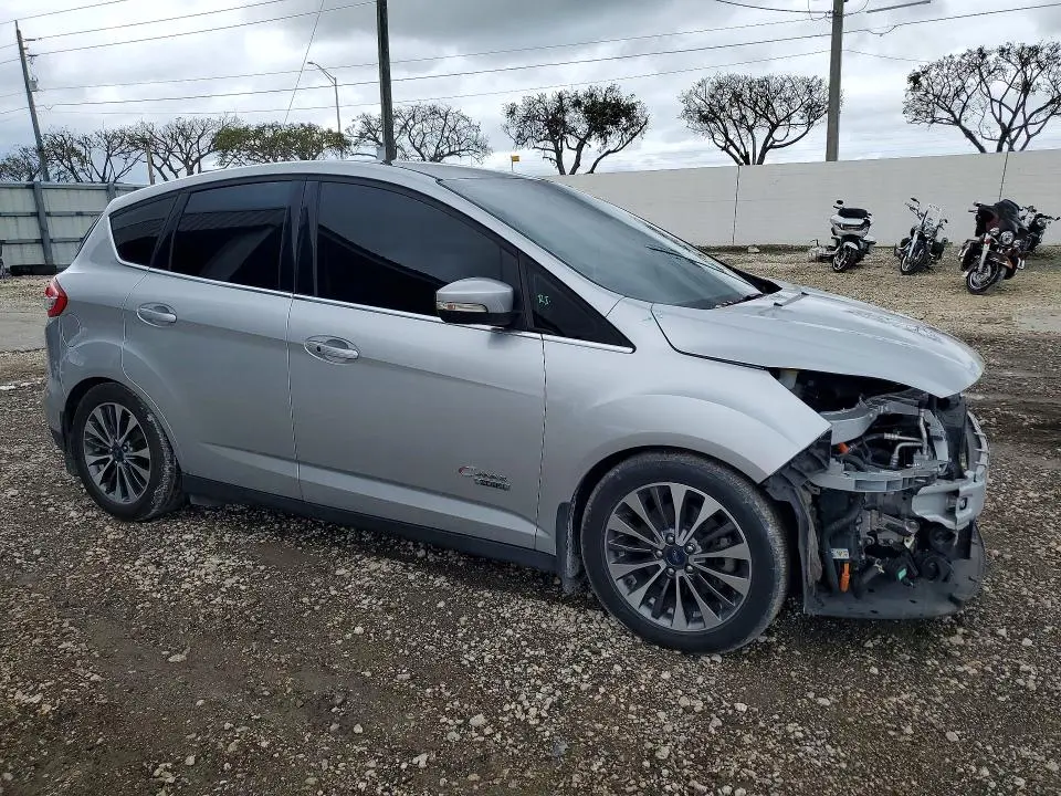 2017 FORD C-MAX TITANIUM  