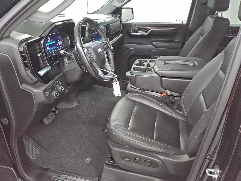 2024 CHEVROLET SILVERADO C1500 LT  