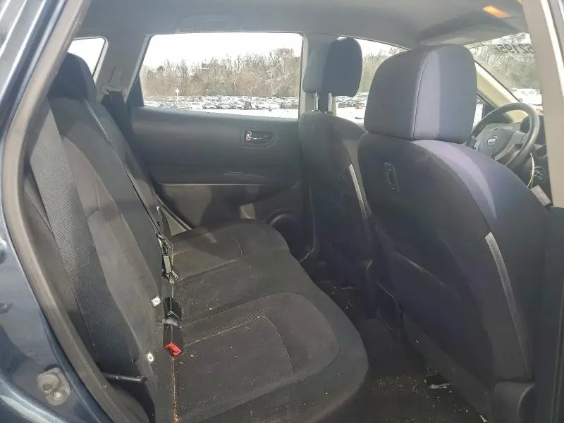 2014 NISSAN ROGUE SELECT S  