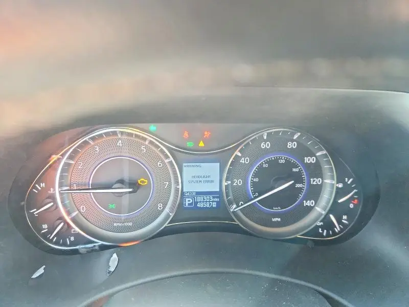 2015 INFINITI QX80 BASE  