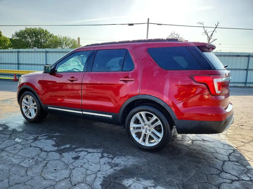 2017 FORD EXPLORER XLT  