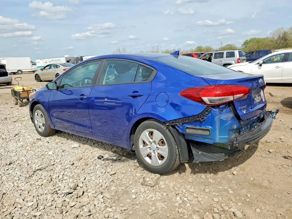 2017 KIA FORTE LX  