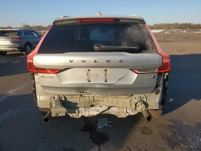 2018 VOLVO XC60 T5 MOMENTUM  