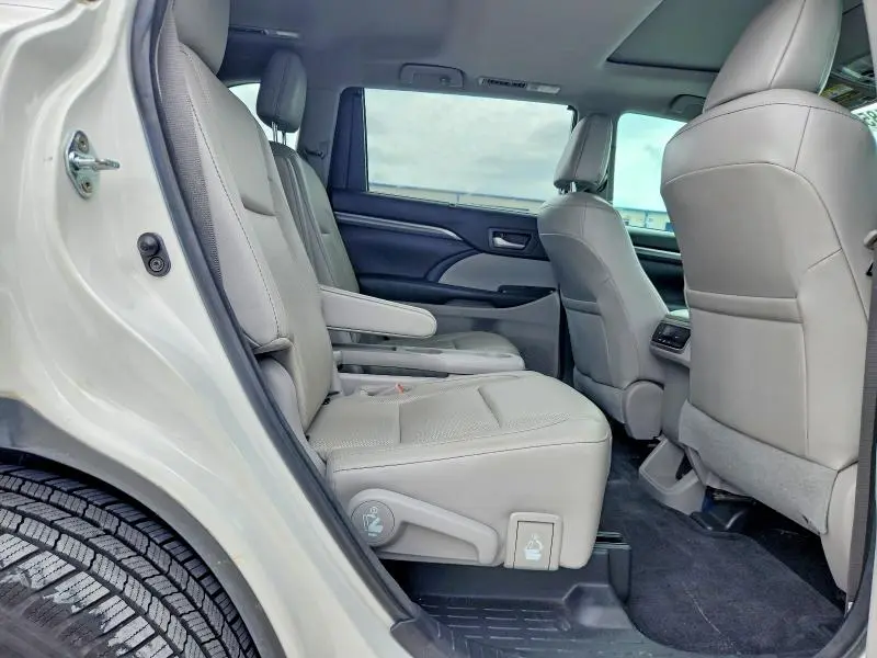 2018 TOYOTA HIGHLANDER LIMITED  