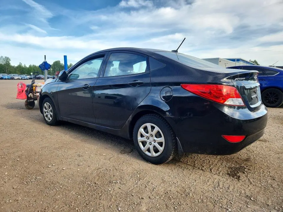 2012 HYUNDAI ACCENT GLS  
