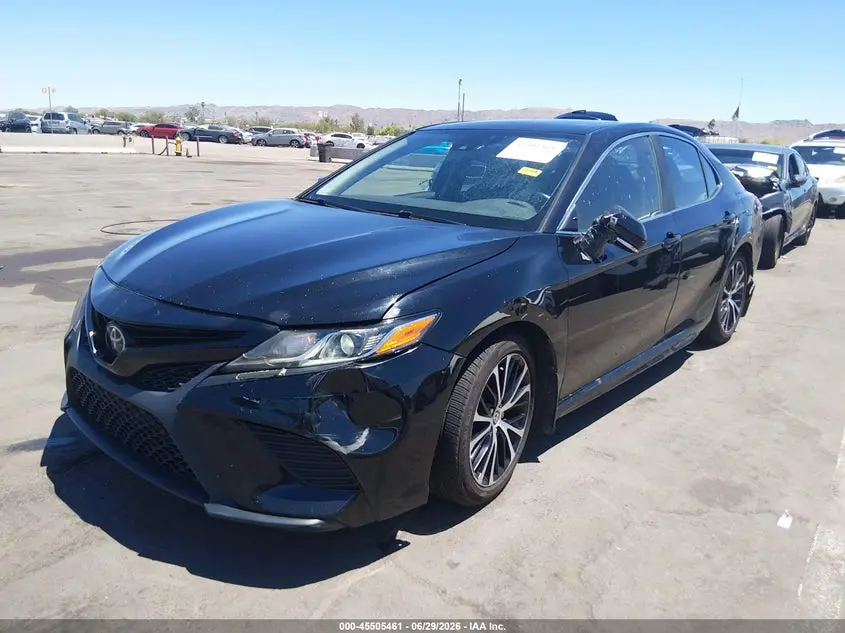 2020 TOYOTA CAMRY SE AWD