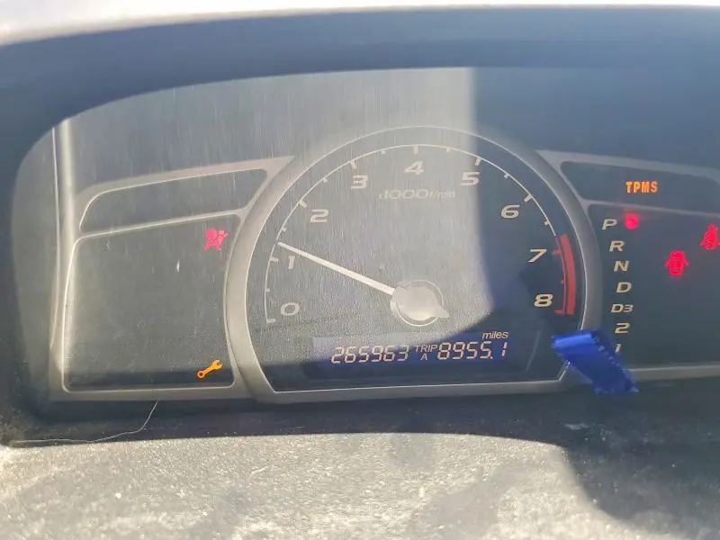 2011 HONDA CIVIC LX  