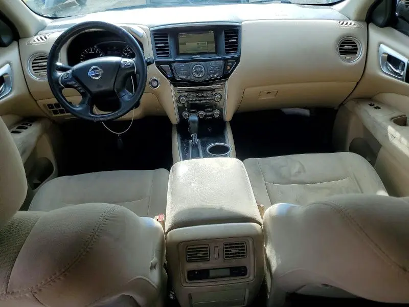 2016 NISSAN PATHFINDER SV  