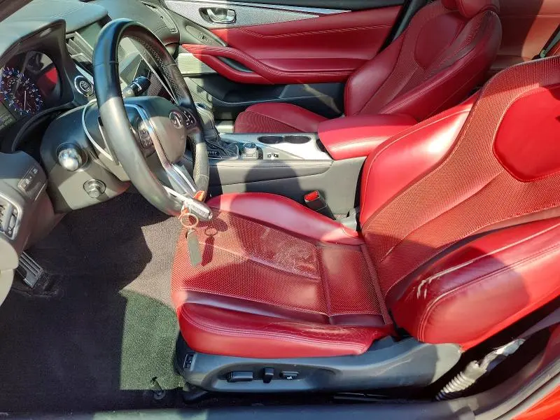 2017 INFINITI Q60 RED SPORT 400  