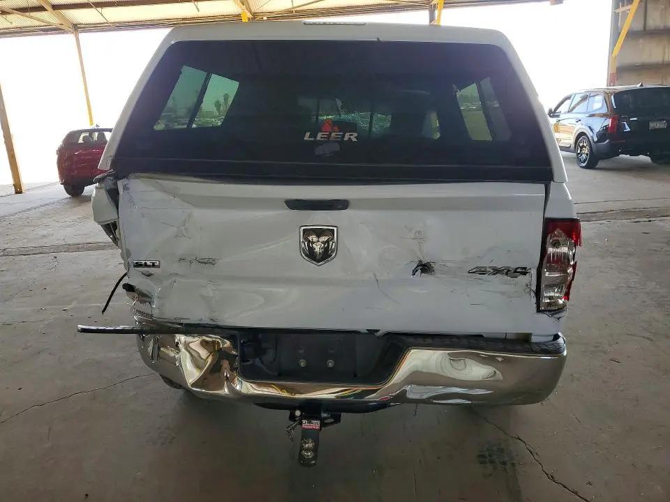 2018 RAM 1500 SLT  