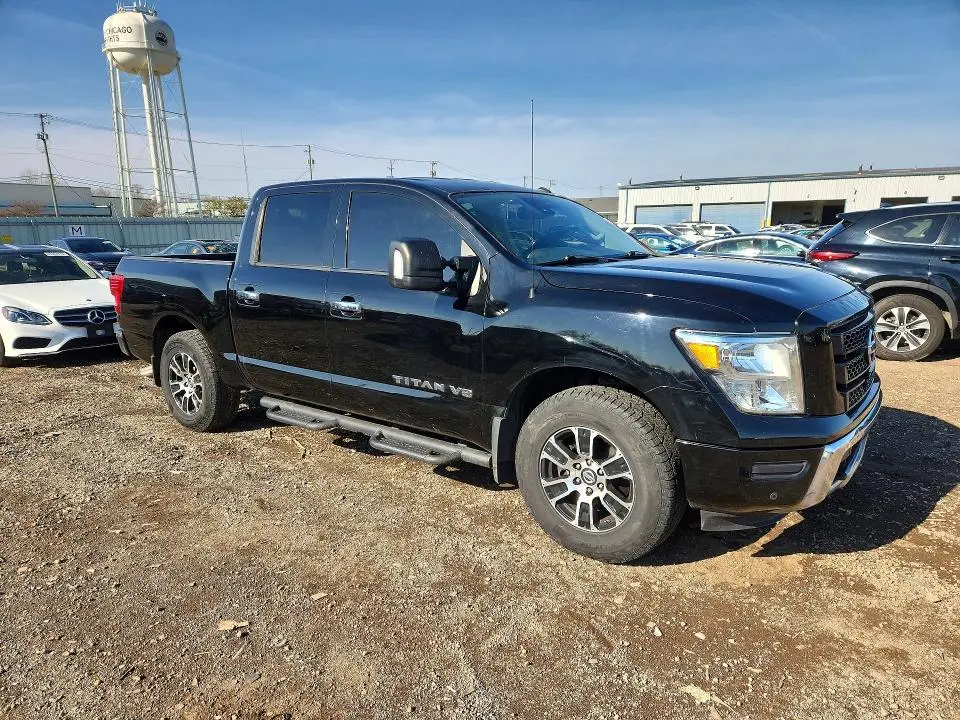2020 NISSAN TITAN SV  