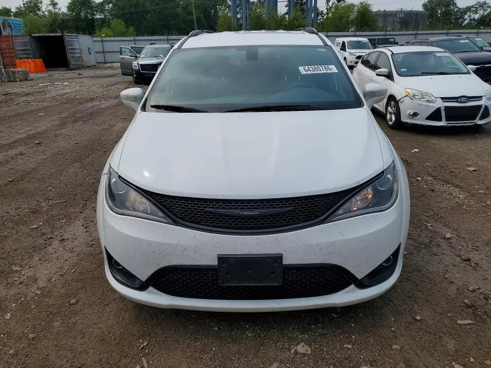 2019 CHRYSLER PACIFICA TOURING L  
