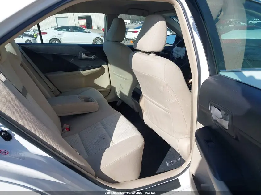 2014 TOYOTA CAMRY LE