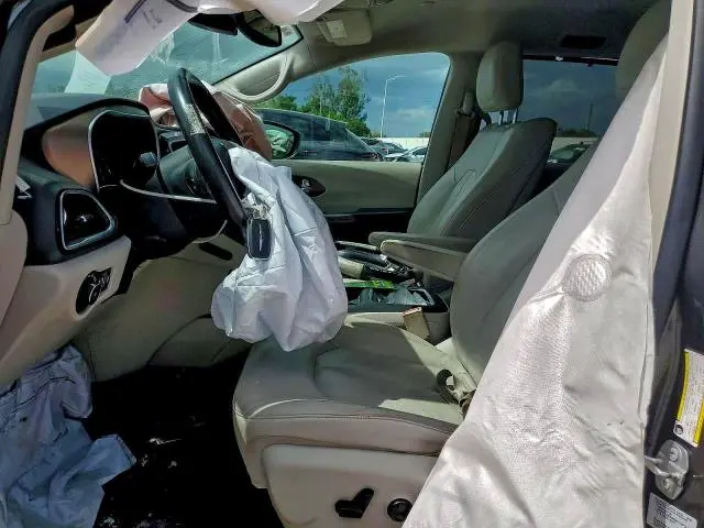 2017 CHRYSLER PACIFICA TOURING L PLUS  