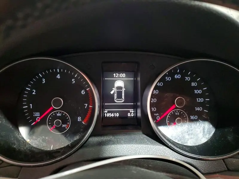 2013 VOLKSWAGEN GOLF   