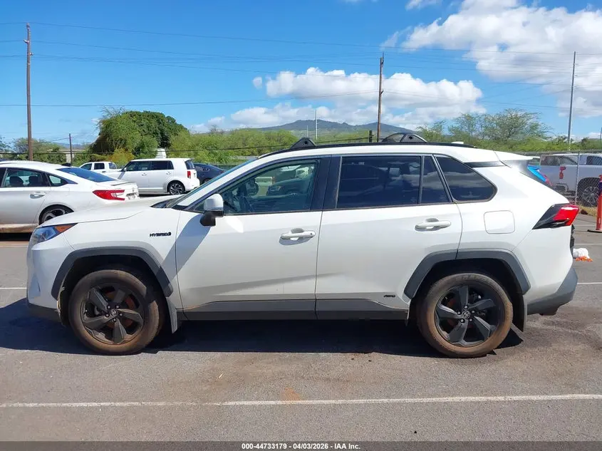 2021 TOYOTA RAV4 HYBRID XLE PREMIUM