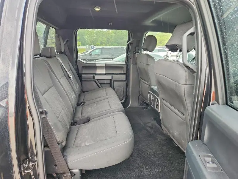 2015 FORD F150 SUPERCREW  