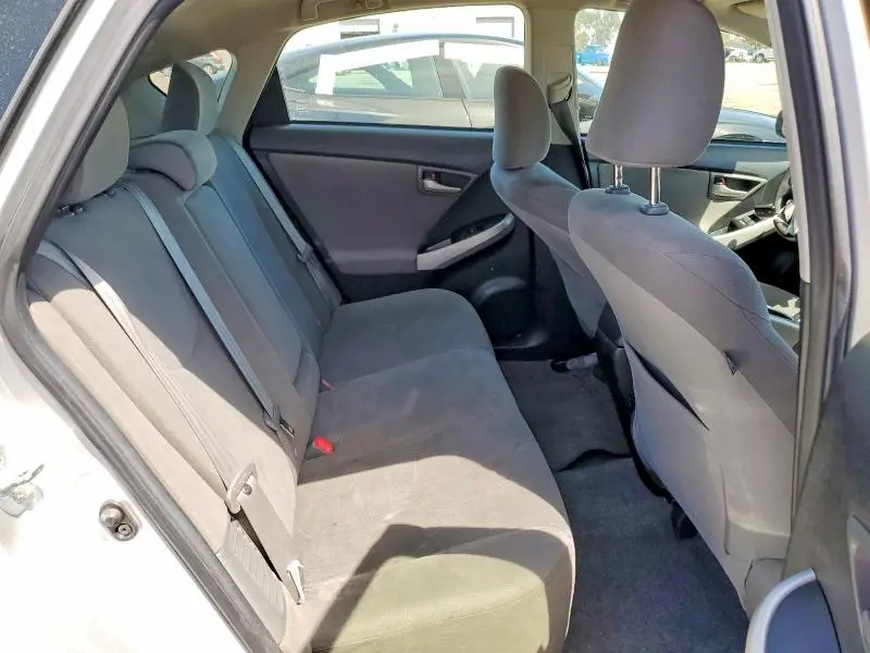 2013 TOYOTA PRIUS THREE  