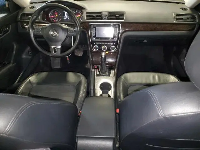 2014 VOLKSWAGEN PASSAT