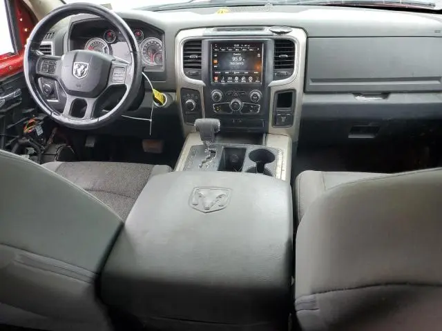 2013 RAM 1500 SLT  