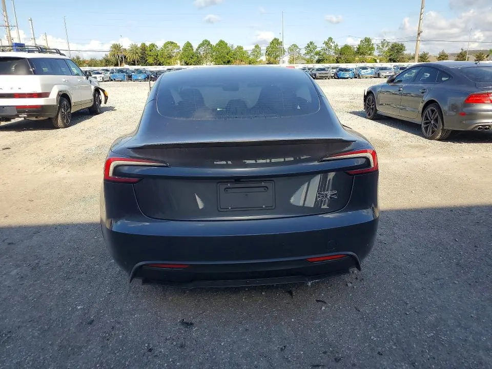 2026 TESLA MODEL 3   