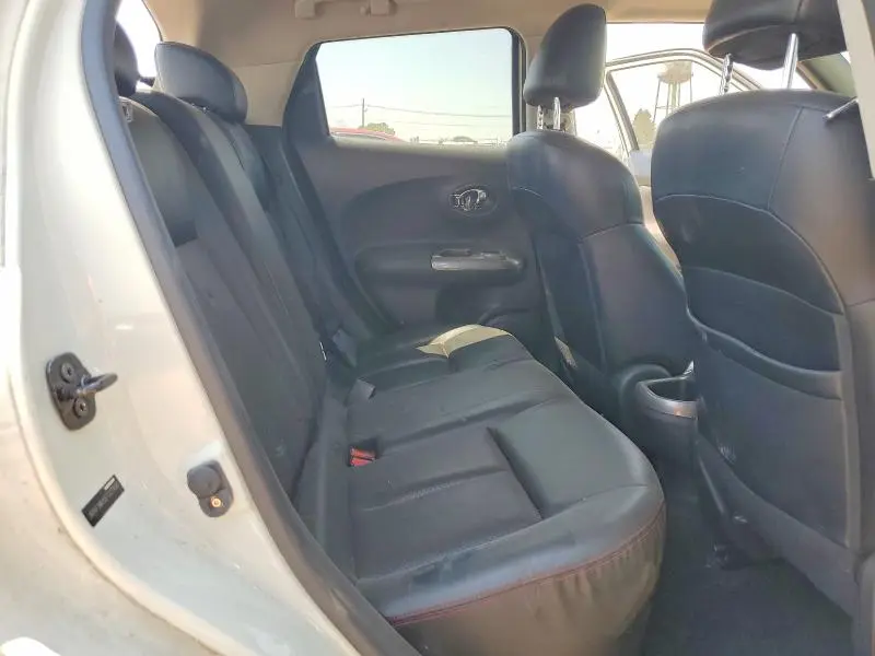 2011 NISSAN JUKE S  