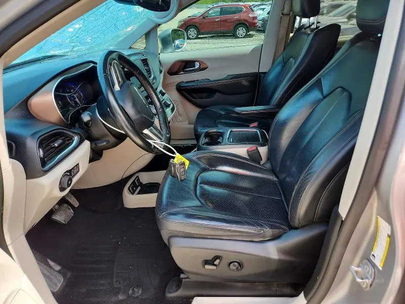 2019 CHRYSLER PACIFICA TOURING L  