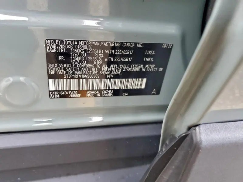 2022 TOYOTA RAV4 XLE  