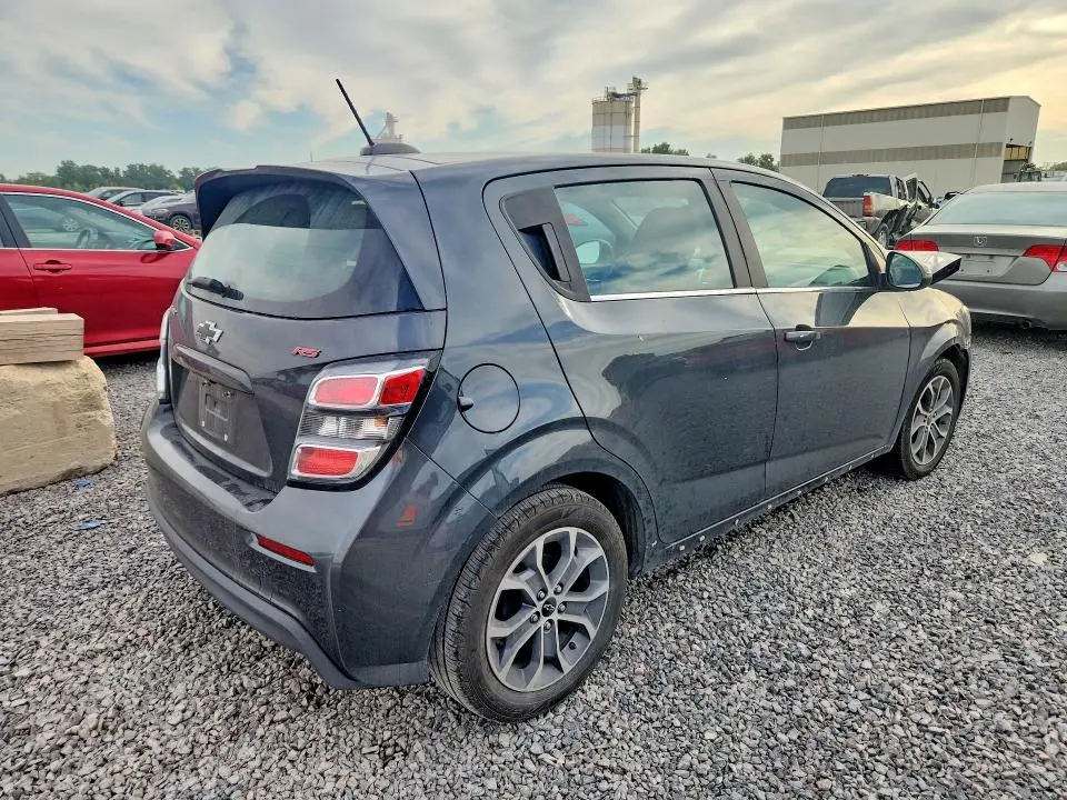 2020 CHEVROLET SONIC LT  