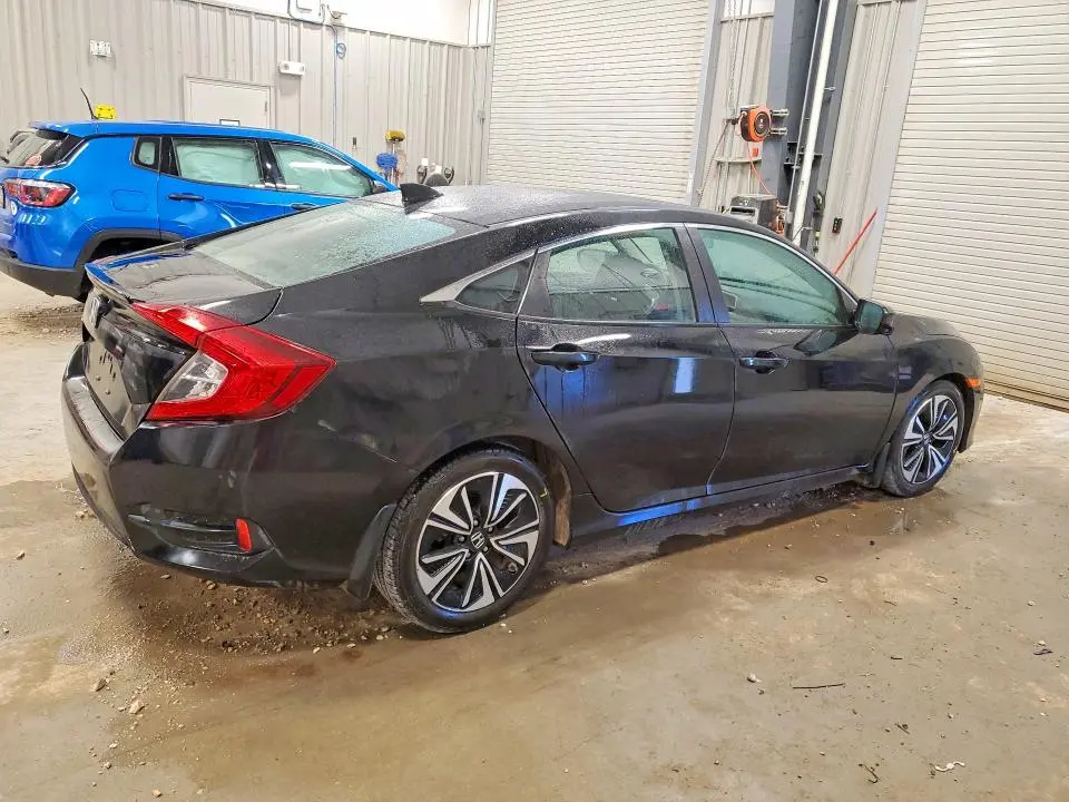2017 HONDA CIVIC EX  
