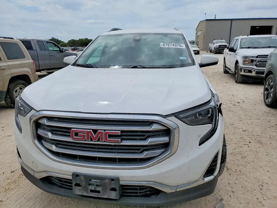 2021 GMC TERRAIN SLT  