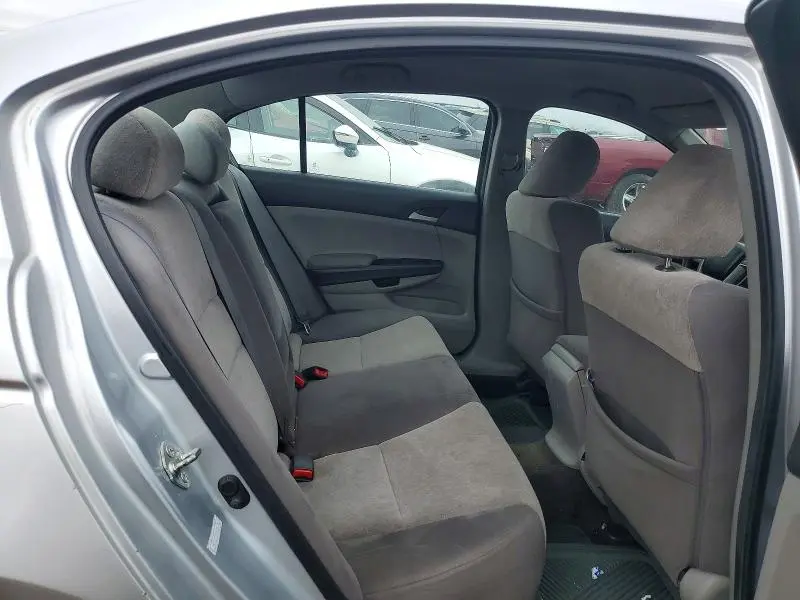 2010 HONDA ACCORD LX  
