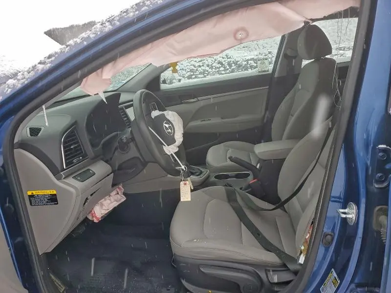 2018 HYUNDAI ELANTRA SE  