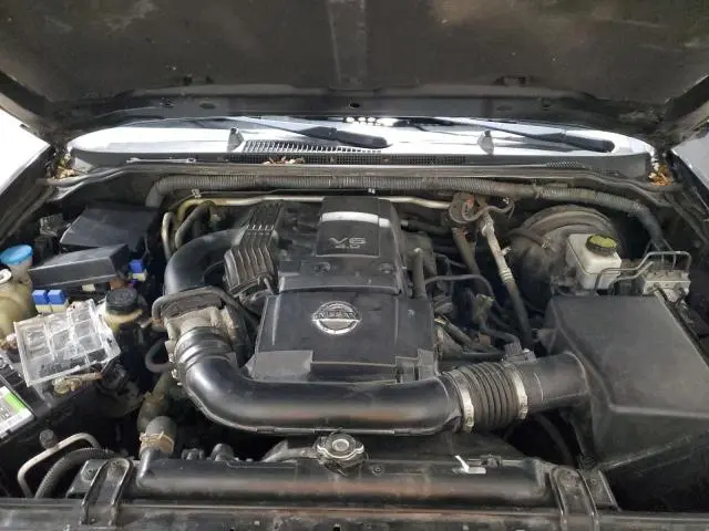 2011 NISSAN PATHFINDER S  