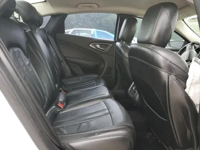 2017 CHRYSLER 200 LIMITED  