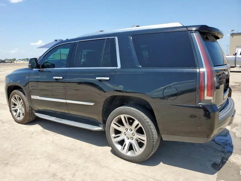 2017 CADILLAC ESCALADE LUXURY  