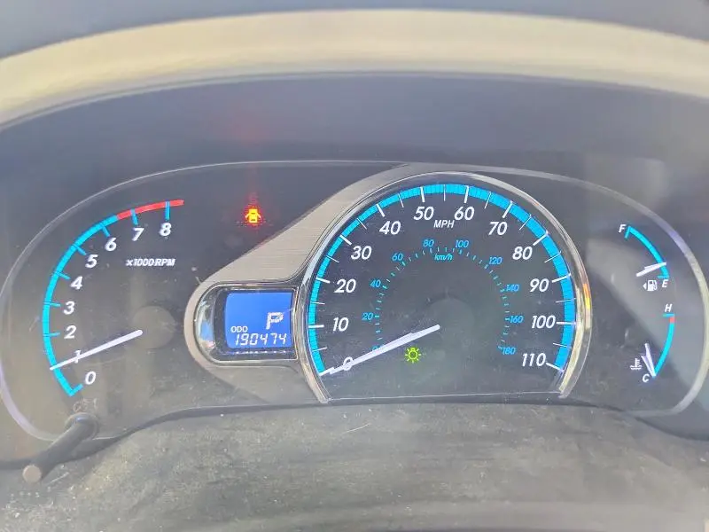 2011 TOYOTA SIENNA XLE 8-PASSENGER  