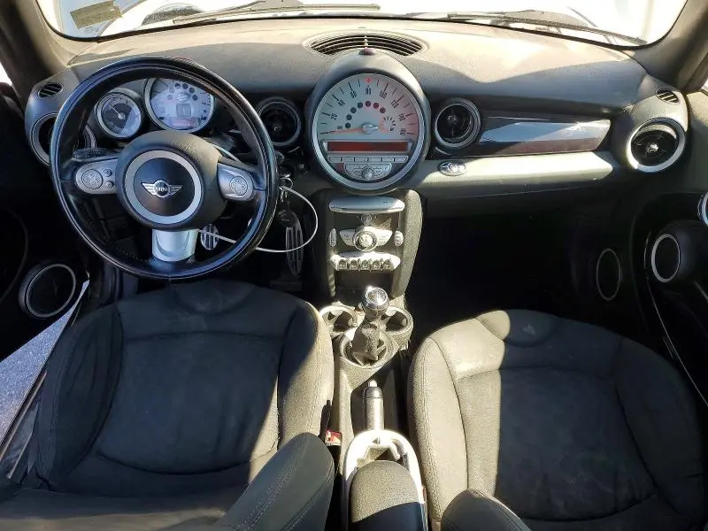 2010 MINI COOPER S  