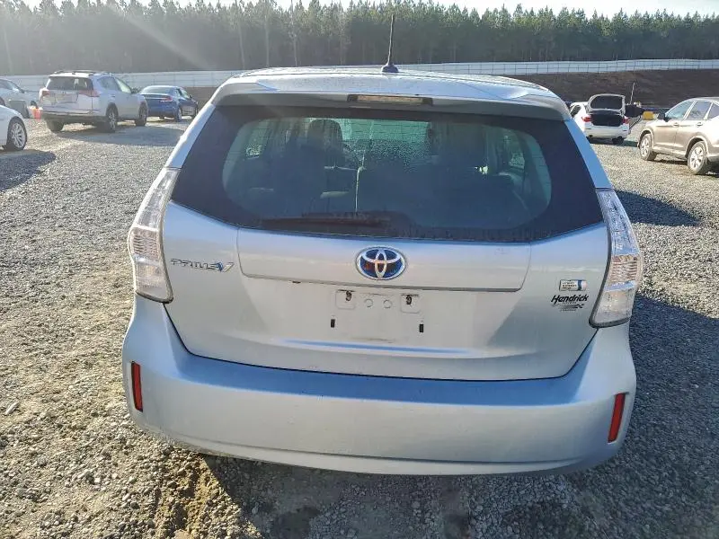 2013 TOYOTA PRIUS V   
