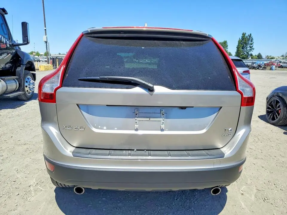 2013 VOLVO XC60 T6  